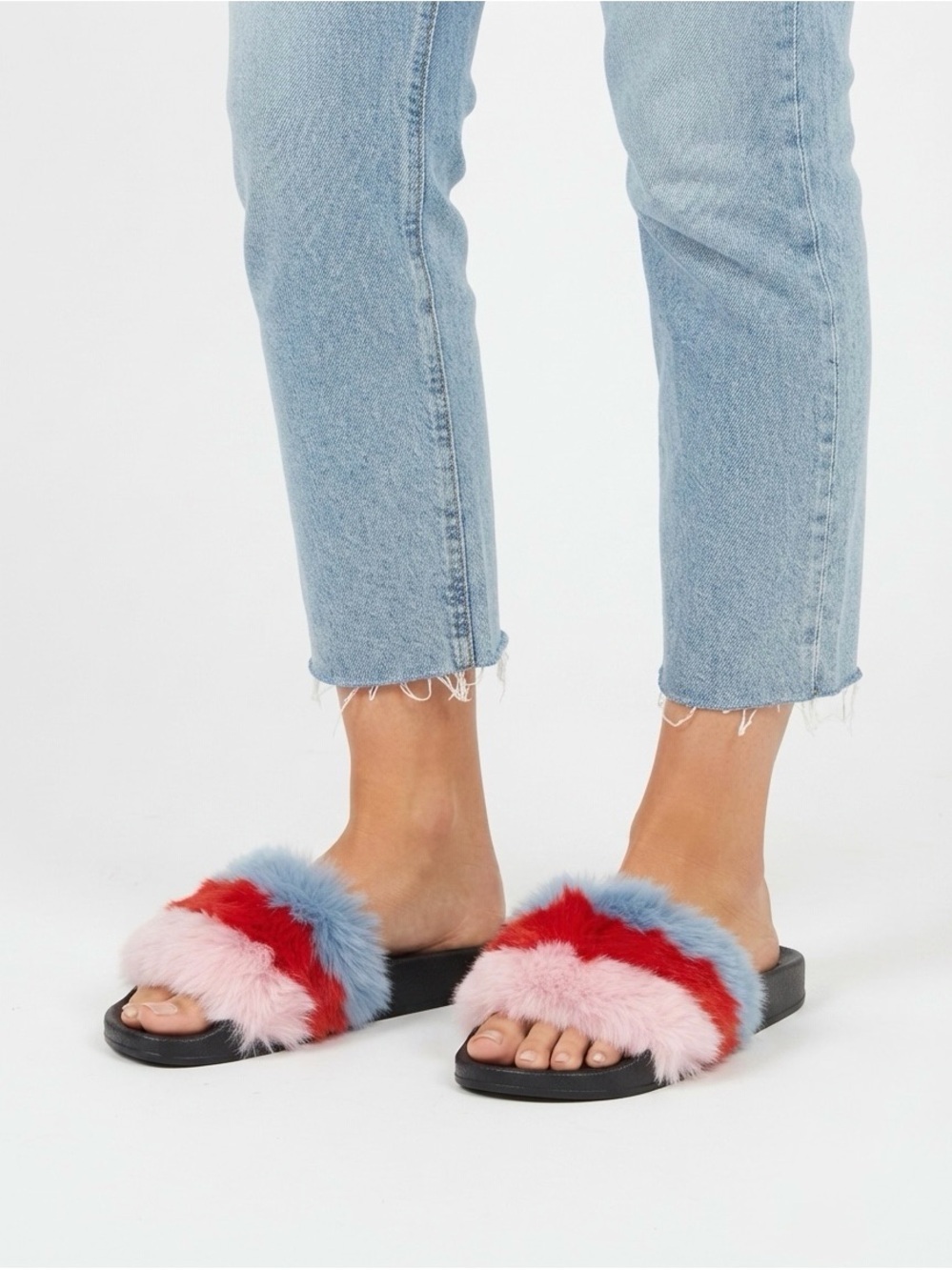 [Bella Luna] Fuzzy Slide On Sandals